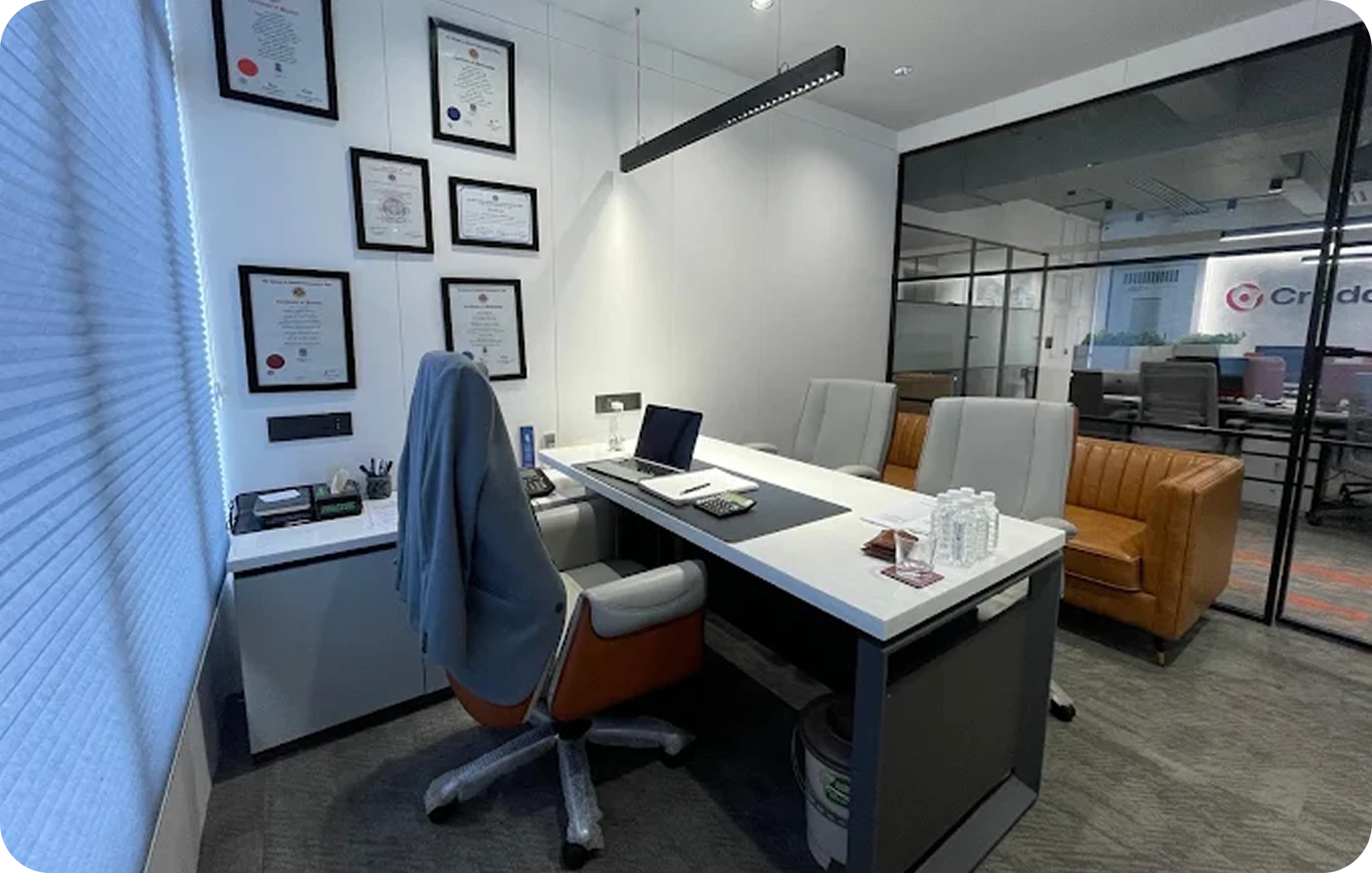 Credorbit workspace and discussion zone